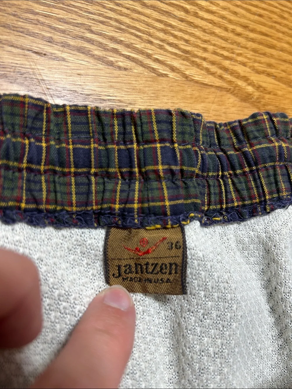 Jantzen Navy Plaid Elastic Waist Shorts with White Drawstring